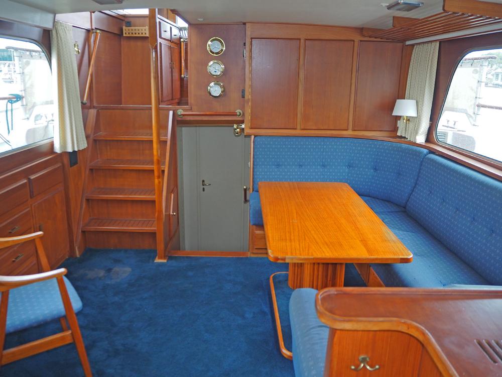 Salon, Innenausstattung